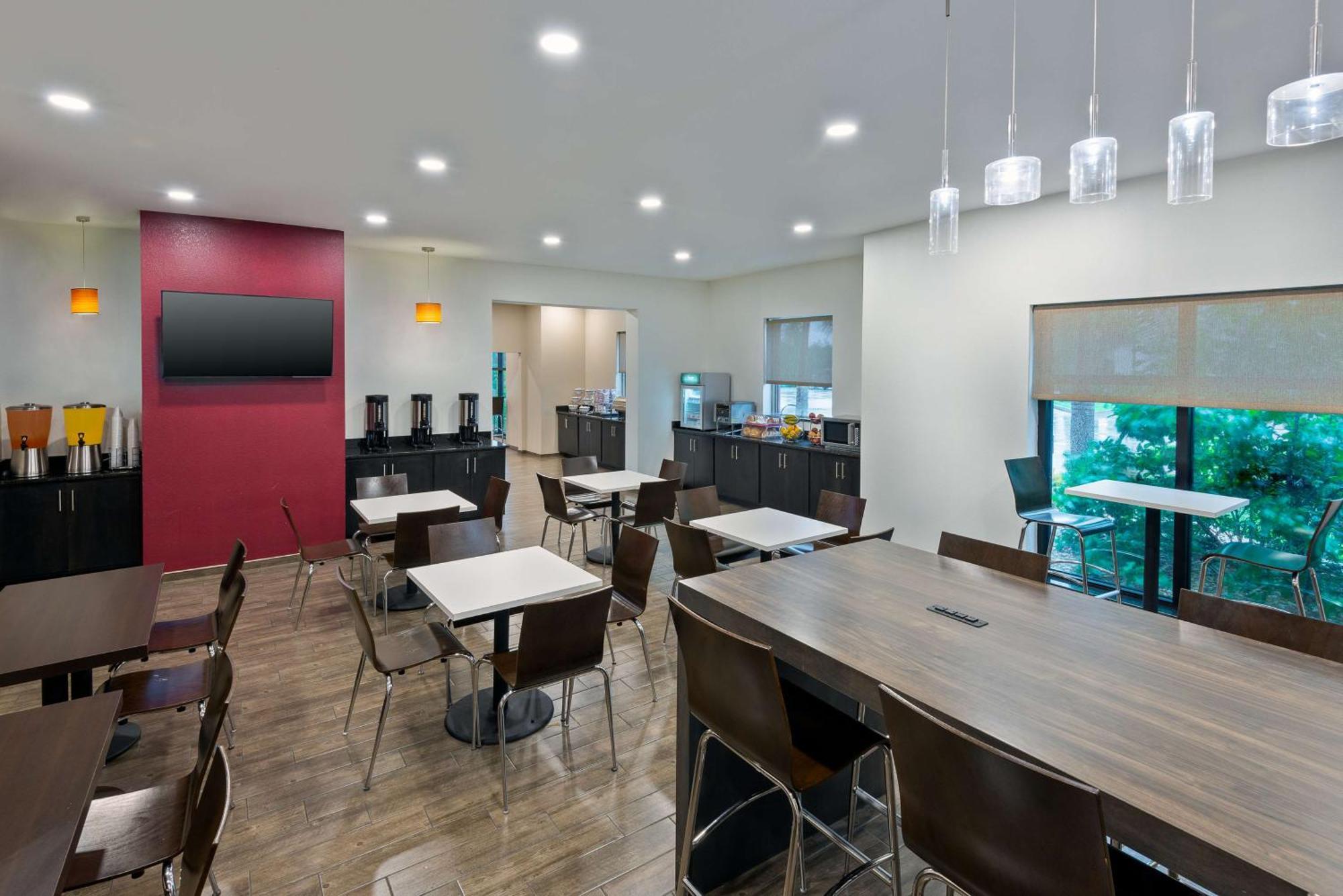 Magnolia Pointe; BW Signature Collection Fruitville Екстер'єр фото