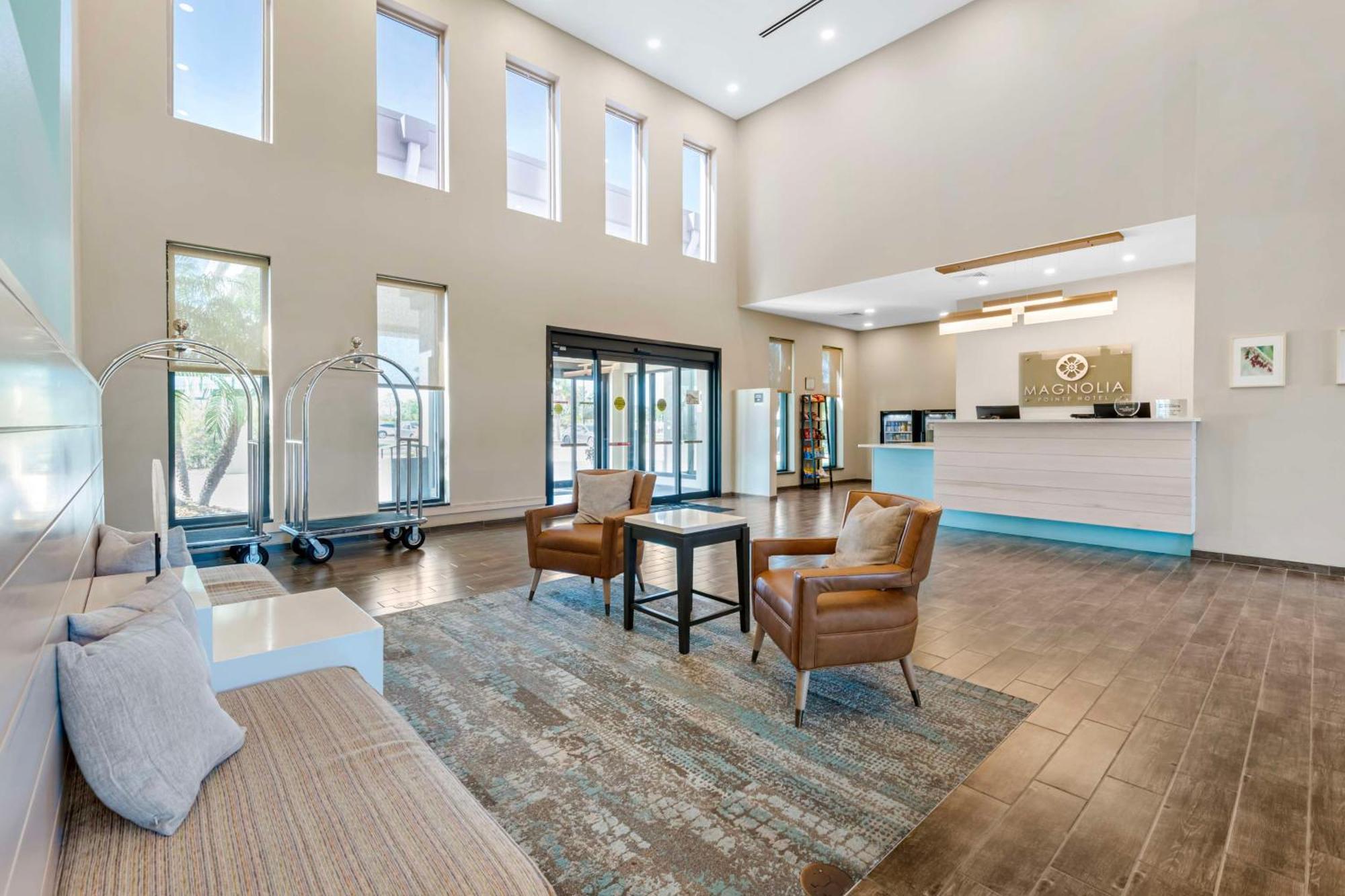 Magnolia Pointe; BW Signature Collection Fruitville Екстер'єр фото